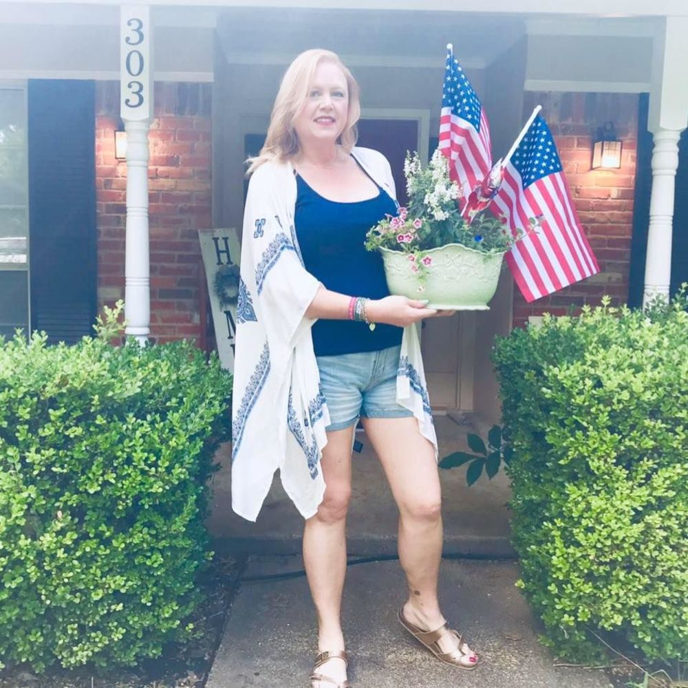 Meet your Posher, Cheri